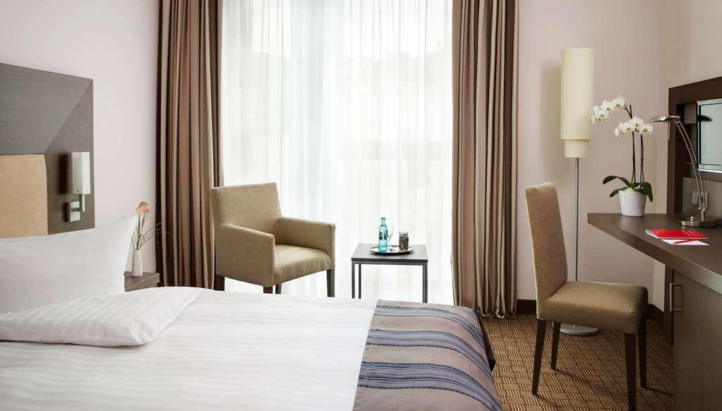 Intercityhotel Hamburg Dammtor-Messe Hamburgo Quarto foto