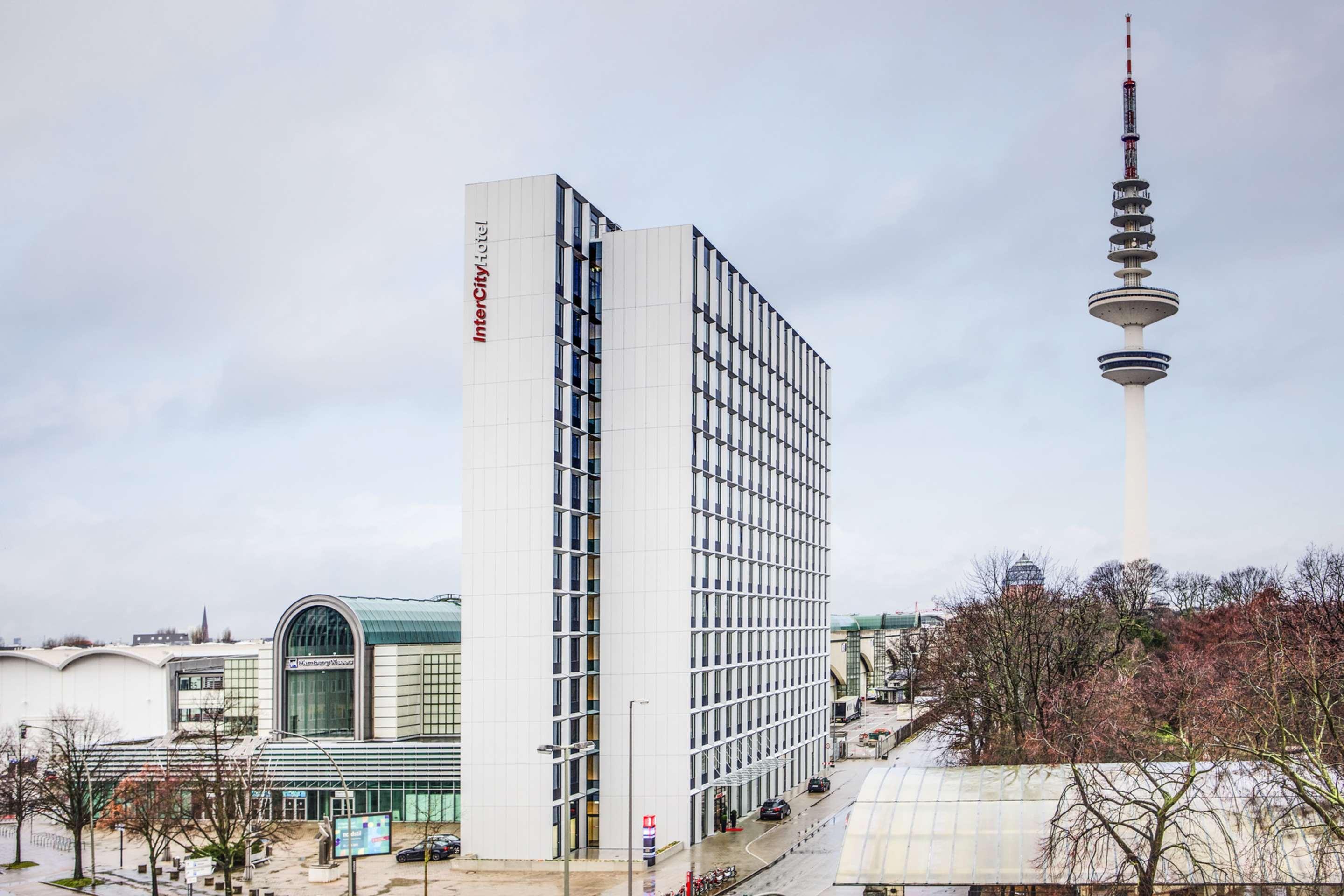 Intercityhotel Hamburg Dammtor-Messe Hamburgo Exterior foto
