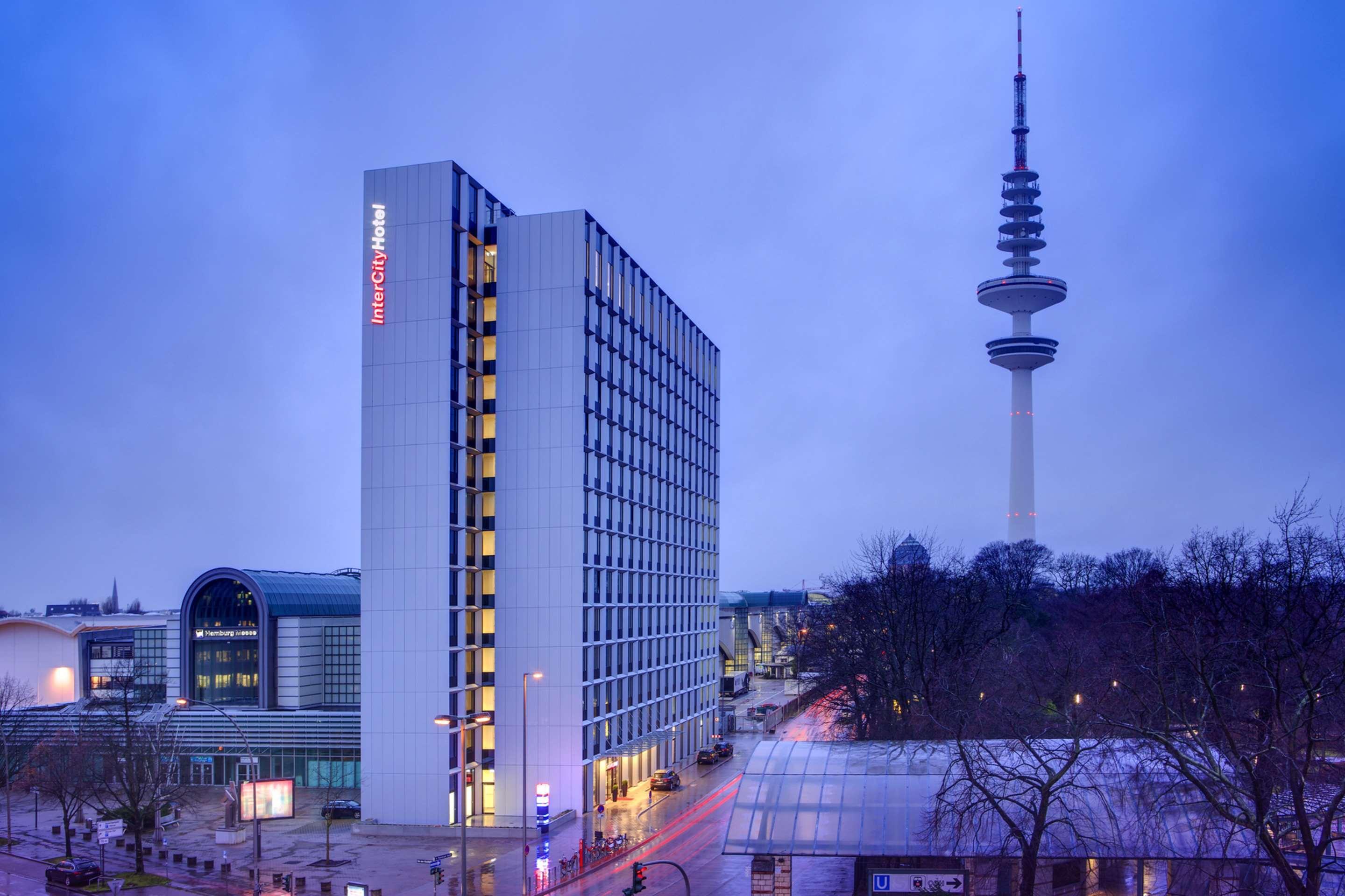 Intercityhotel Hamburg Dammtor-Messe Hamburgo Exterior foto