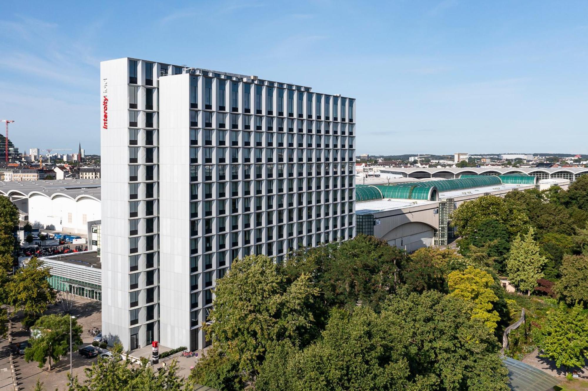 Intercityhotel Hamburg Dammtor-Messe Hamburgo Exterior foto