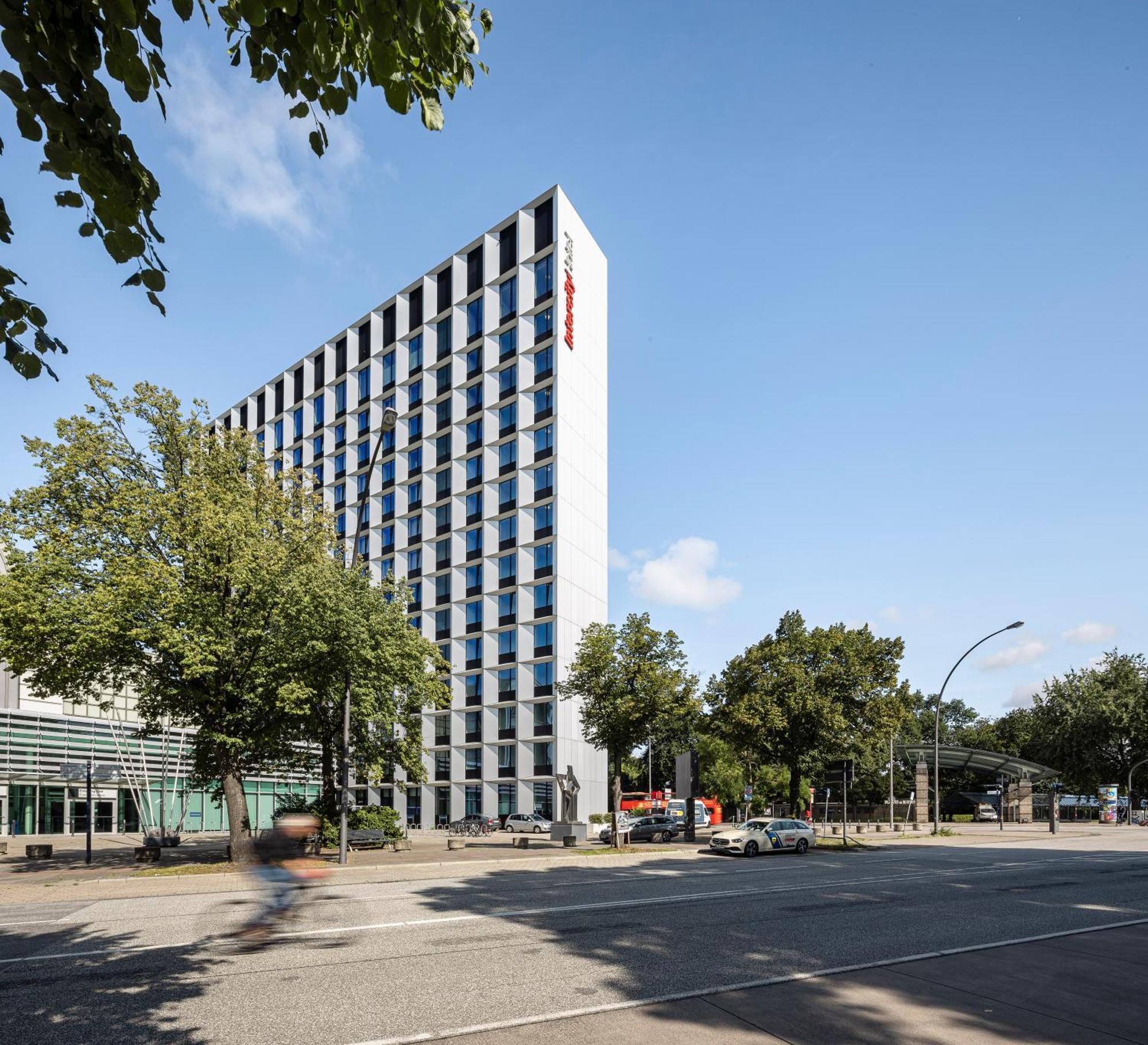 Intercityhotel Hamburg Dammtor-Messe Hamburgo Exterior foto